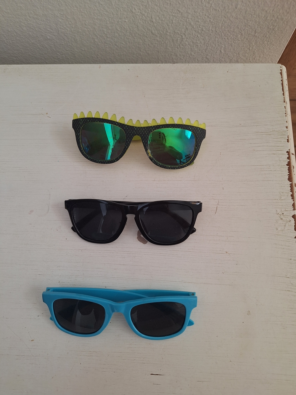 Set of 3 Sunglasses - Black, Blue, Green Mirror